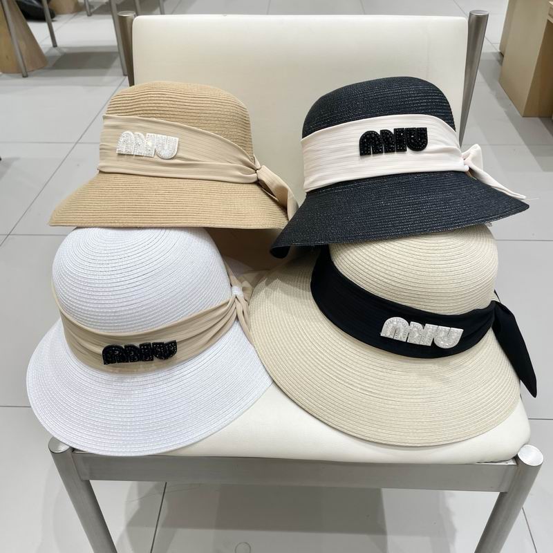 Miumiu top hat 041502